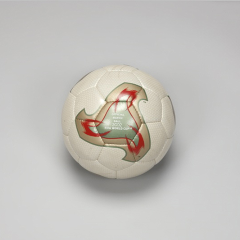Fevernova, balón oficial del Mundial 2002